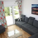بيت للعطل Zum Duenengras Saal